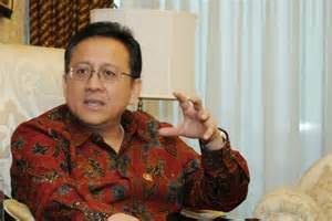 Irman Gusman Ketua DPD RI kesandung suap.