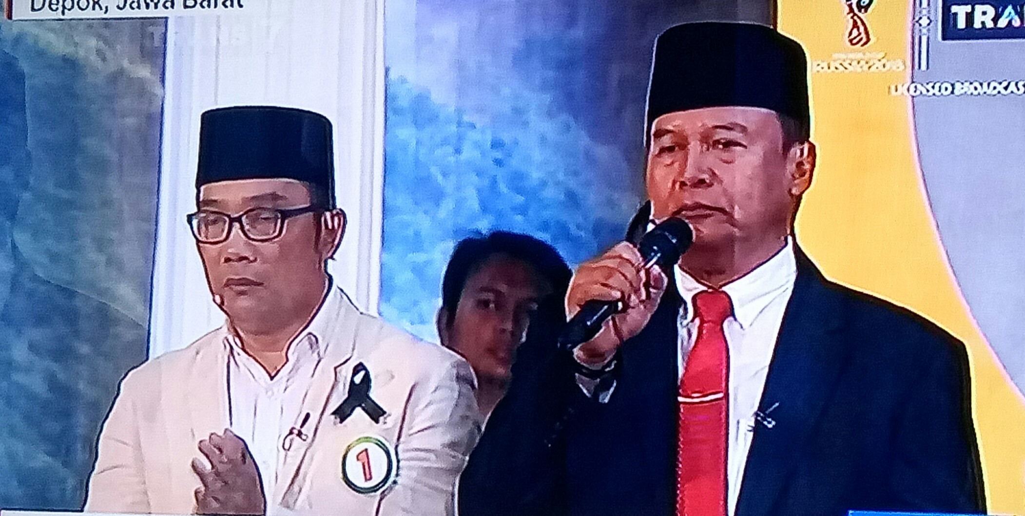 TB Hasanuddin meminta para pendukungnya untuk tenang setelah terpancing dengan statment pasangan asyik yang menyebut ganti presiden di acara debat cagub-cawagub Jabar. 